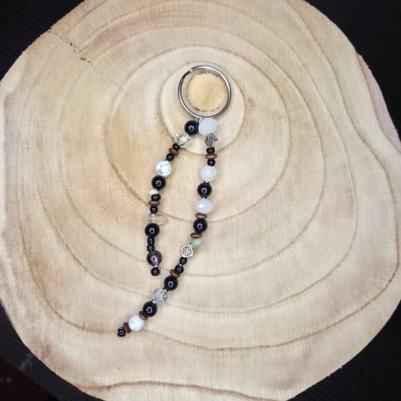 Obsidian, Fluorite, Crackle Quartz & White Howlite Gemstone Keychain - Picture 1 of 4